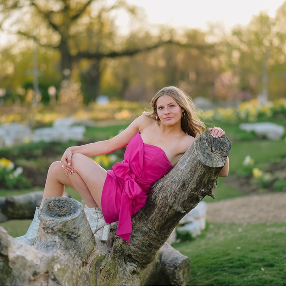 Meet your Posher, Meredith - Picture 10 of 13